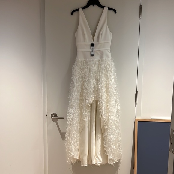 BCBG White Gown - Picture 4 of 12